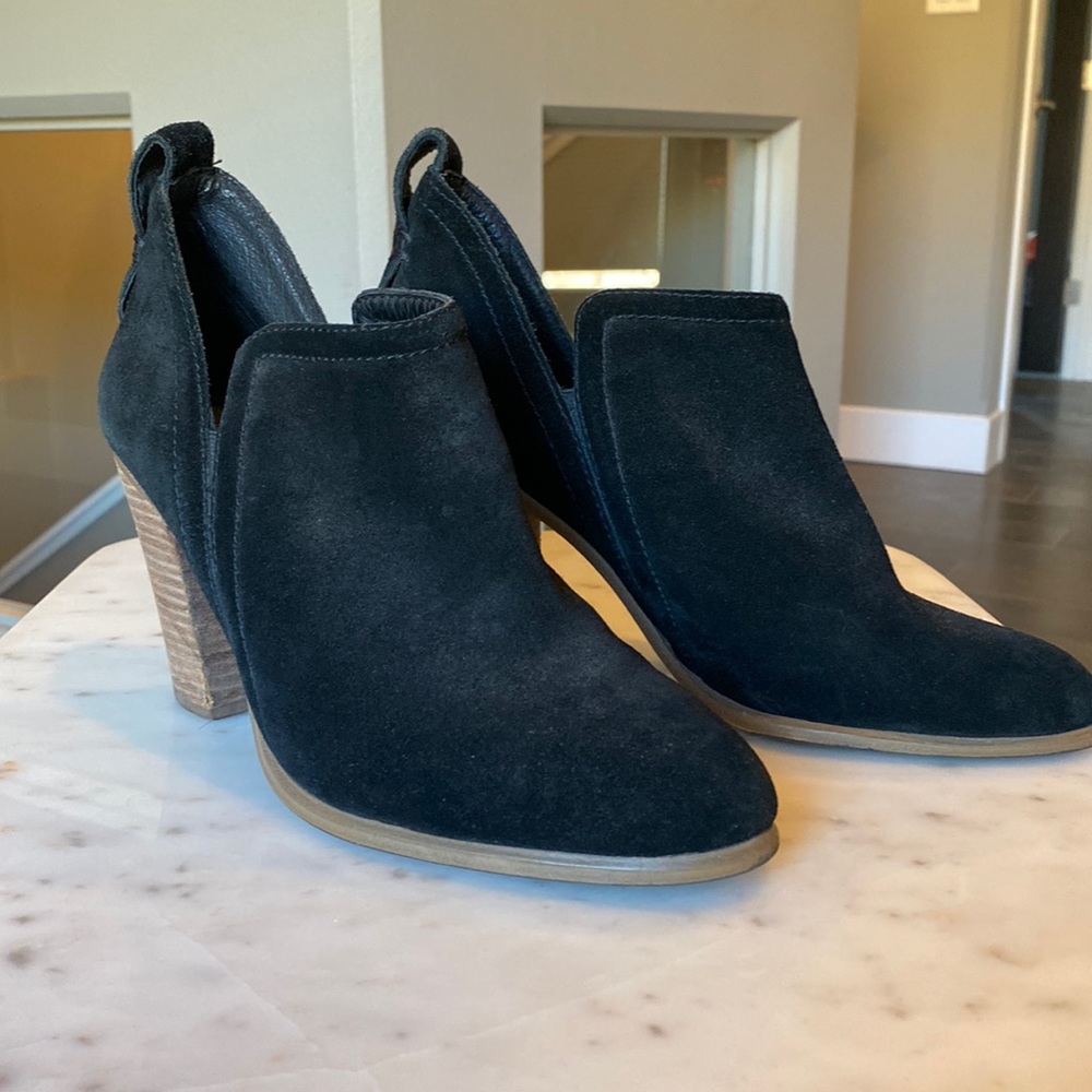 Vince Camuto Booties